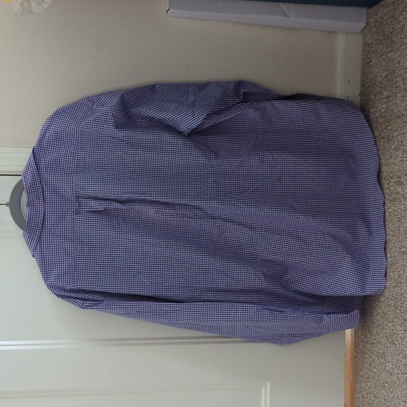 Size X-Large Blue/Light Pink Izod Button Up - Picture 5 of 5